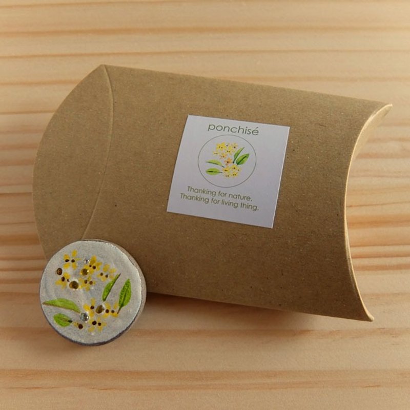 Osmanthus pottery brooch - 胸针 - 其他材质 黄色