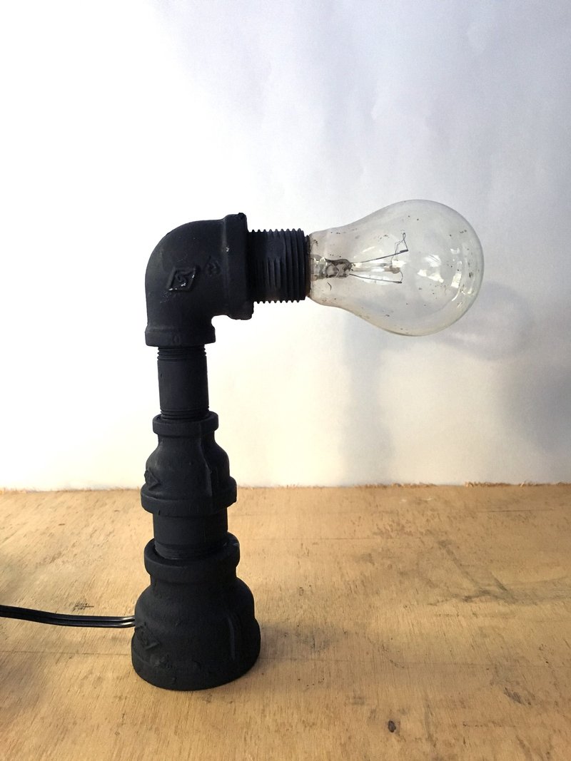 手工台灯 L型水管灯 工业风 loft 复古爱迪生 手作 - 灯具/灯饰 - 其他金属 