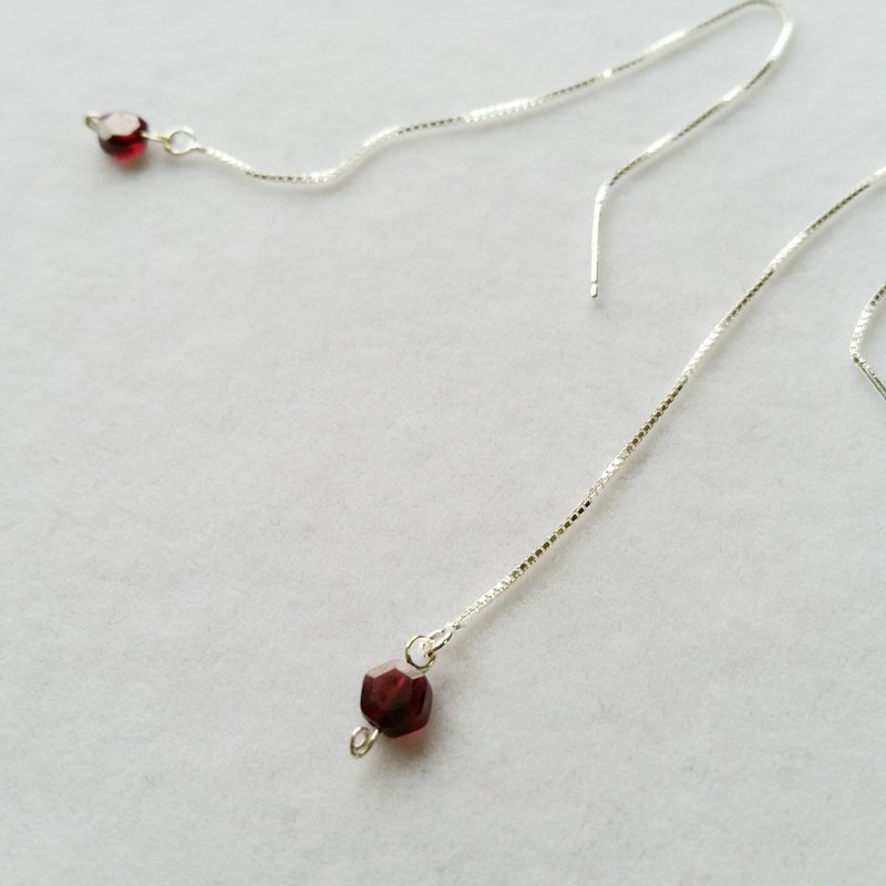 925纯银耳线 (石榴石) 925 silver earline with  garnet - 耳环/耳夹 - 宝石 红色