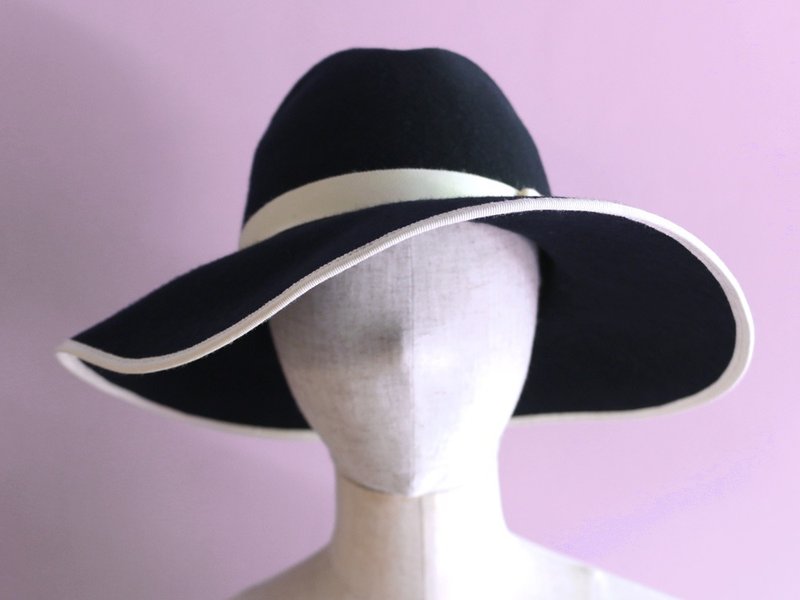 Trimmed Navy Wide Brim Fedora "Kate" - 帽子 - 羊毛 蓝色