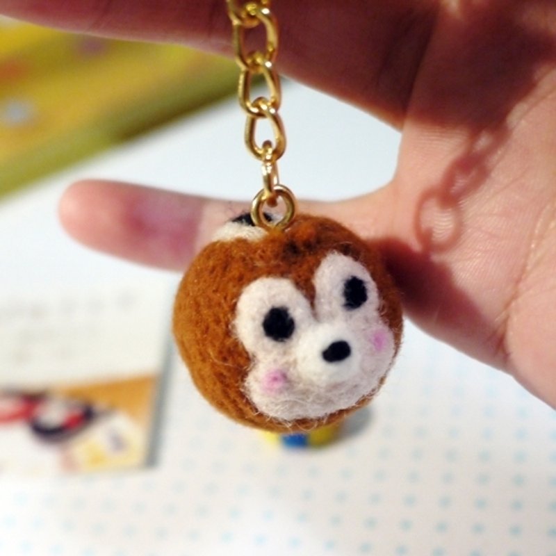 Hanju's羊毛儿。手作 DIY 小松鼠 方方圆圆系列 羊毛毡 手机吊饰/防尘塞/强力磁铁 - 玩偶/公仔 - 羊毛 咖啡色