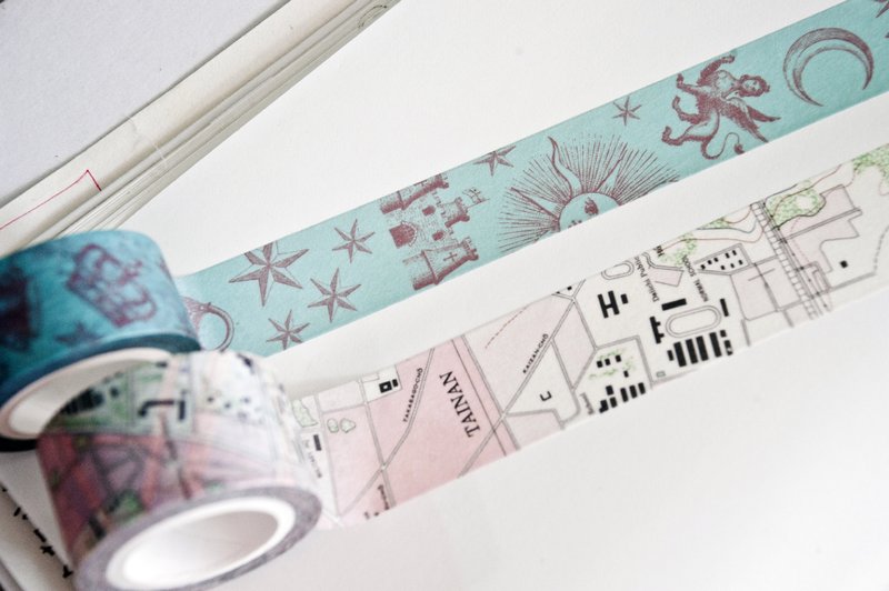 和纸胶带/陪我到奇幻世界旅行去/两卷合售礼物组 - 纸胶带 - 纸 蓝色