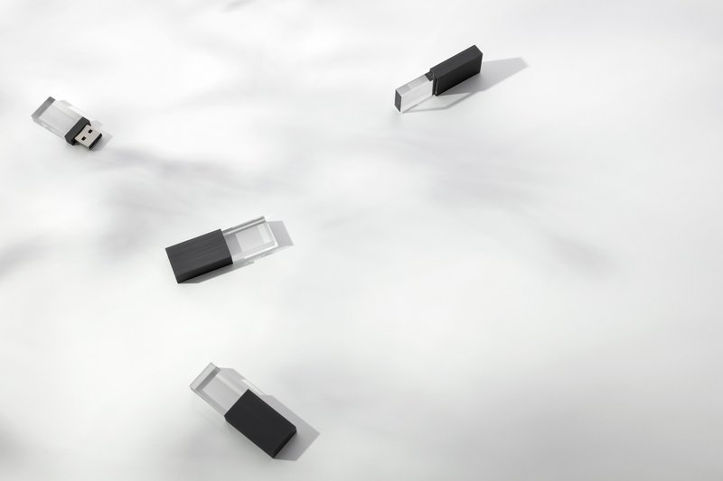 8GB  Empty Memory -TR-GunMetal - U盘 - 其他金属 黑色