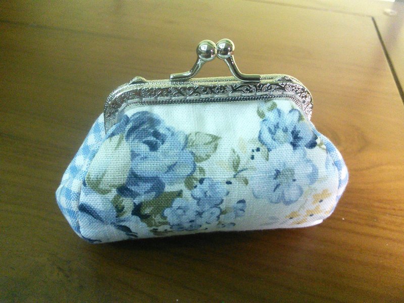 口金包 蓝玫瑰 - 零钱包 - 其他材质 