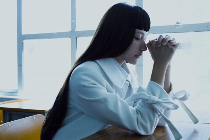 娃娃领茧形毛呢大衣 - 女装休闲/机能外套 - 其他材质 白色