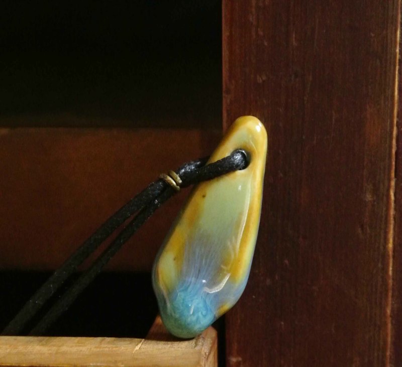 【 T - C 】项链 日本白瓷 瓷器  限量 自然釉色 无限看不腻色调 摄氏1350高温烧制 - 项链 - 瓷 