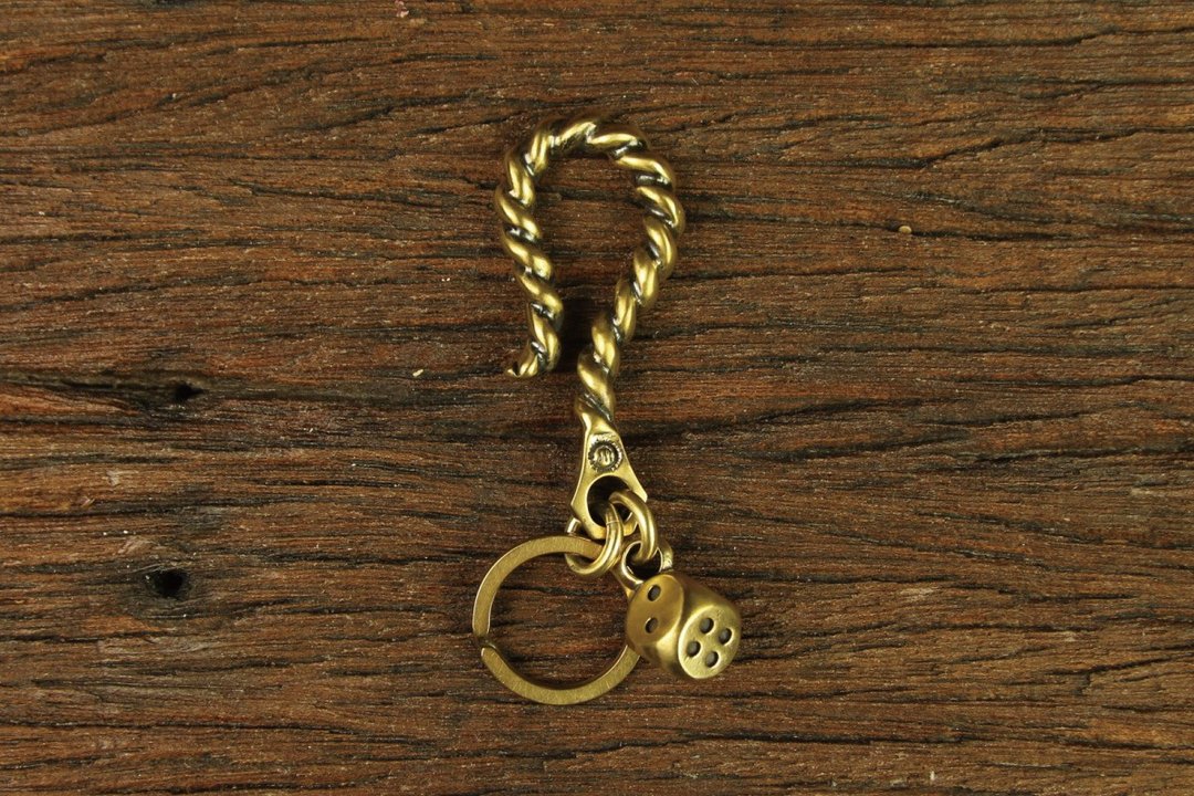 Metal Rope Hook With Brass Dice Key Chain 麻花大勾骰子钥匙圈 - 钥匙链/钥匙包 - 其他金属 