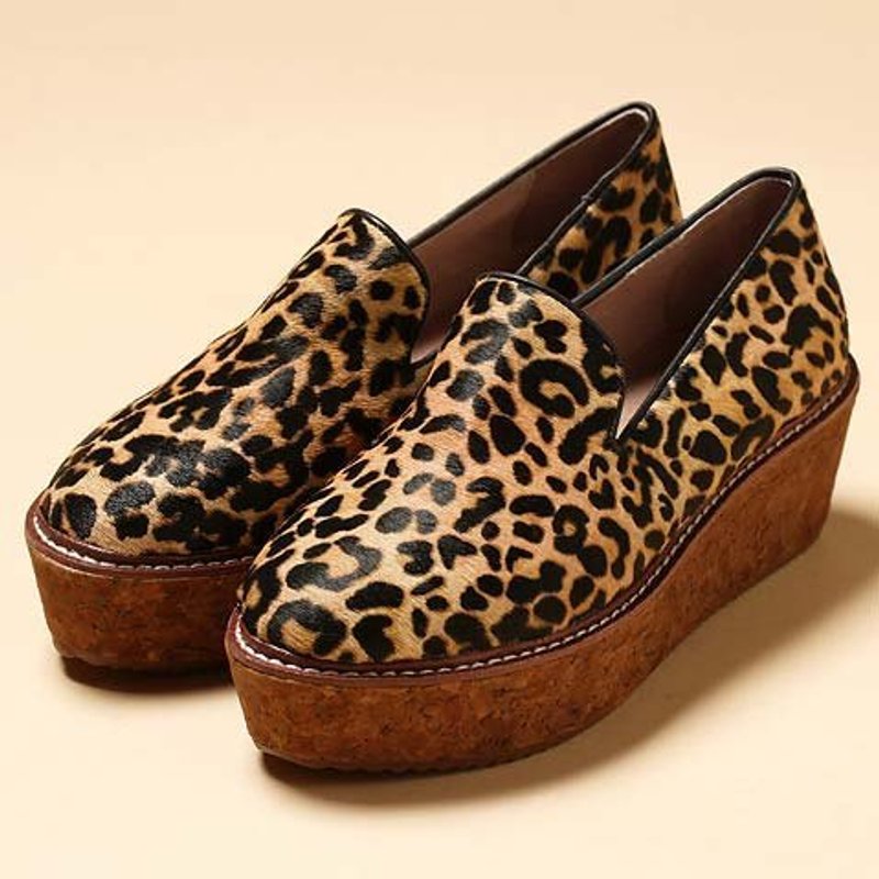 《单一特惠$2000》e’cho．狂野个性浅口厚底便鞋║Ec08狂野豹纹 - 女款休闲鞋 - 真皮 多色