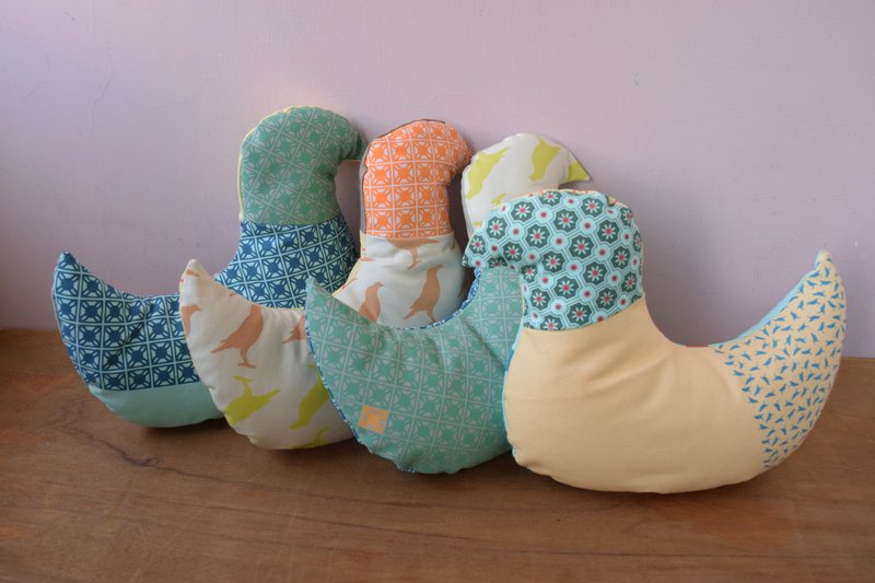 小鸭抱枕 - 枕头/抱枕 - 其他材质 