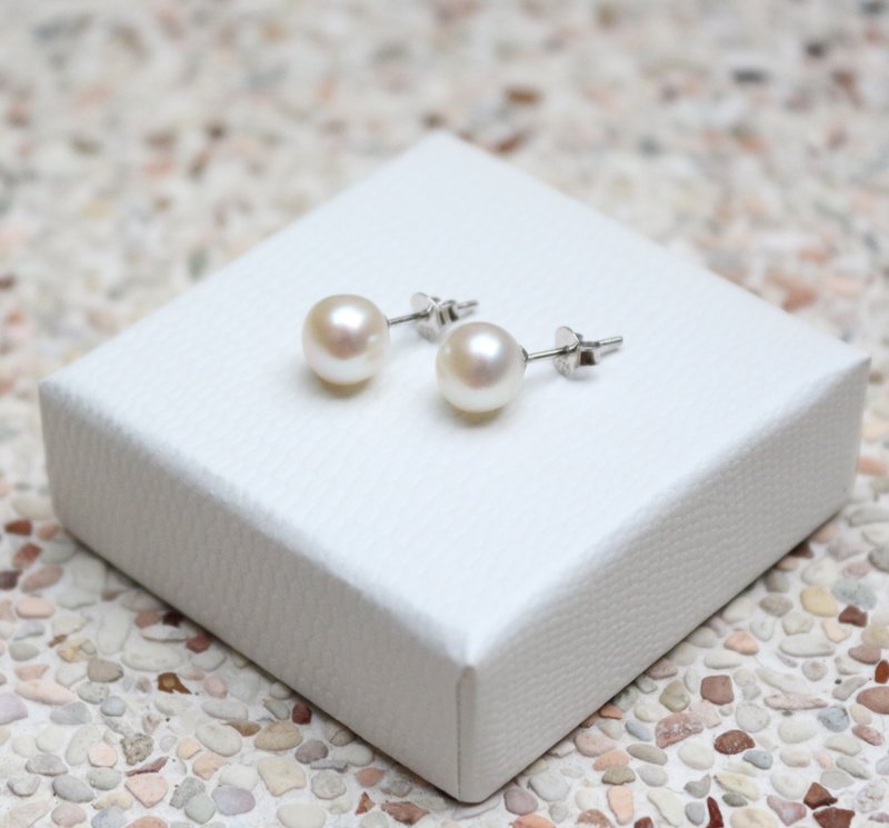 月亮上的宝石系列-925纯银珍珠耳环(6m款)*Souphenir*纯银耳环 - 耳环/耳夹 - 宝石 白色