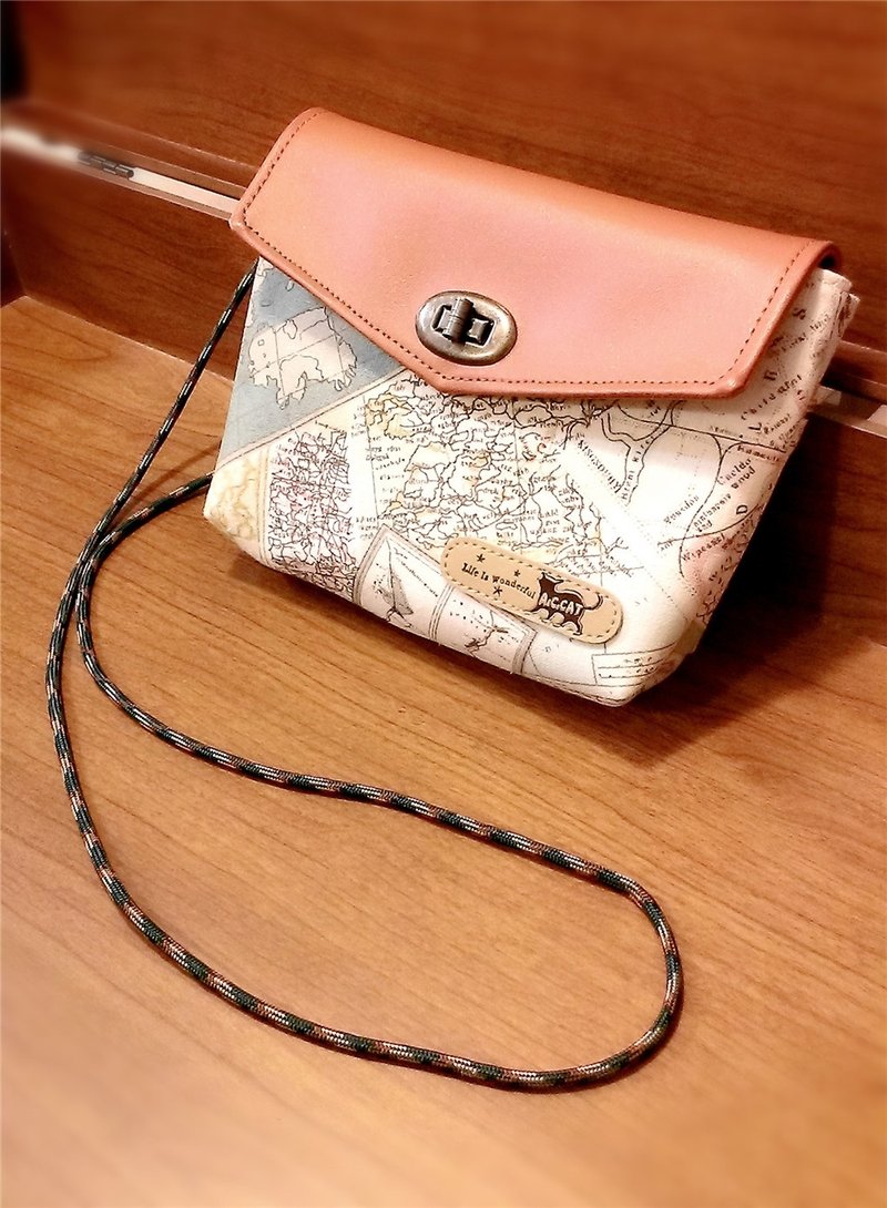 【巧手猫x城市猫】斜背包  转扣转扣 信封包 相机收纳包  世界地图 - 侧背包/斜挎包 - 其他材质 白色