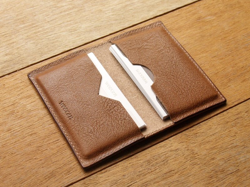 Caramel Coffee 手工真皮卡夹/名片夹 (定制刻印英文名/礼盒包装) - 名片夹/名片盒 - 真皮 咖啡色