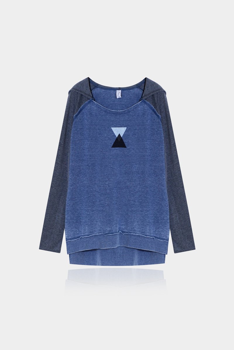 【独家限定】黑白交叠／不修边洗旧感颓废帽踢 - 女装 T 恤 - 棉．麻 蓝色