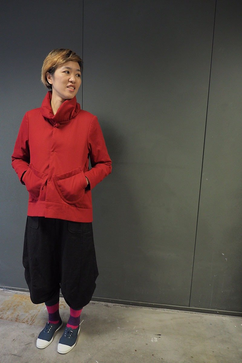 & by tan&luciana 自己织的毛线小口袋铺棉外套 - 女装休闲/机能外套 - 棉．麻 红色