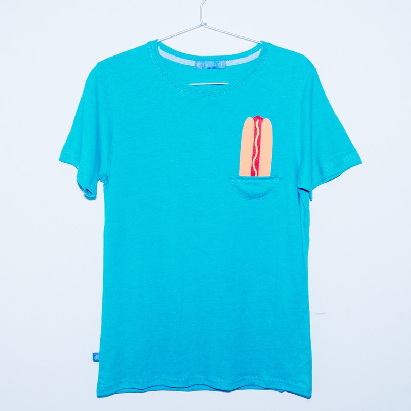 热狗带着走 / 口袋T-shirt - 女装 T 恤 - 棉．麻 蓝色