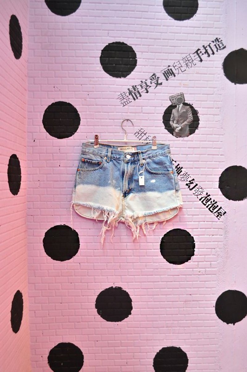 被妈妈洗坏．没收漂白剂牛仔短裤 - 女装长裤 - 其他材质 蓝色