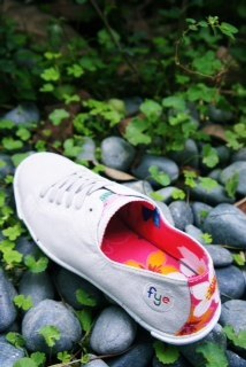 FYEF105 W12 ULTRASUEDE 环保休闲鞋...桐花限定款。 - 女款休闲鞋 - 其他材质 多色