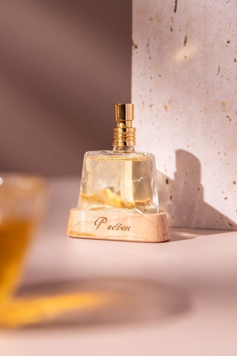 【 经典原木色 】P.Seven - 茗香水 25ML - 香水/香膏 - 玻璃 金色