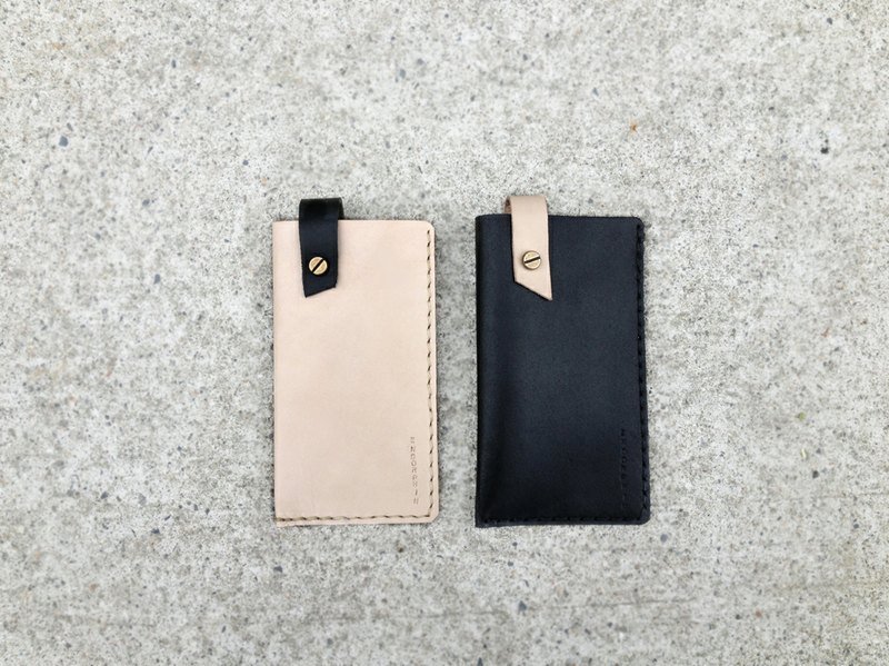 【endorphin】LOCK LUCK 双色牛皮 iphone 保护套〈5〉 - 手机壳/手机套 - 真皮 卡其色