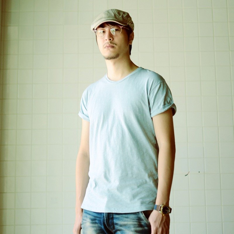 浅蓝-水蓝竹节棉素面卷袖T恤 - 男装上衣/T 恤 - 其他材质 蓝色