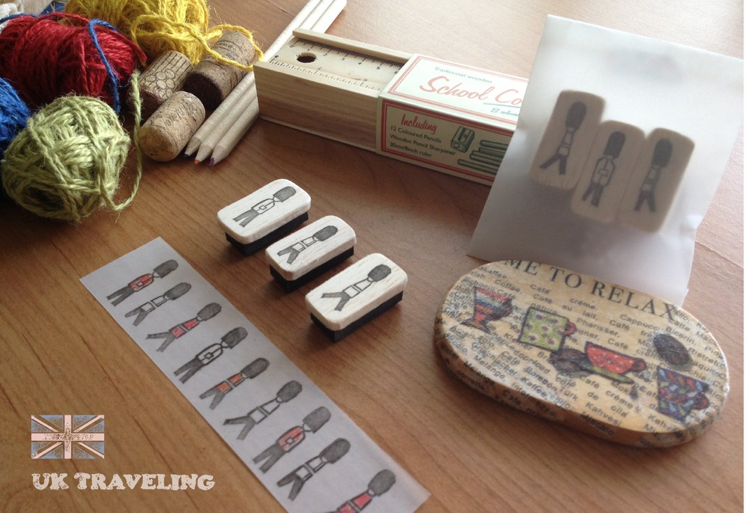[手工橡皮章] UK Traveling 小卫兵 - 其他 - 其他材质 卡其色