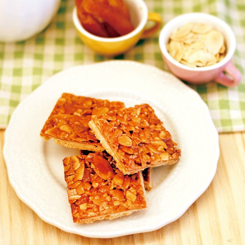 欧洲皇家饼干 佛罗伦斯 礼盒 焦糖杏仁片饼干 香味浓郁 丰富饱满 - 手工饼干 - 新鲜食材 橘色