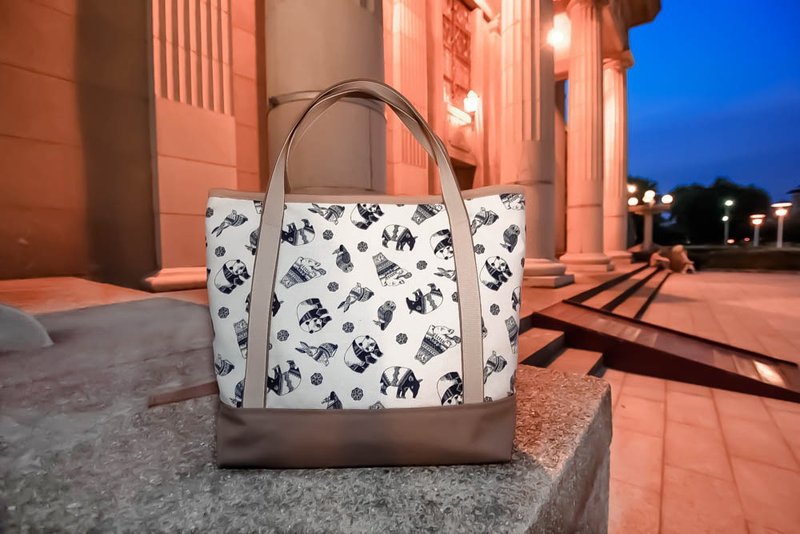 Pu．Leimi 日系手作 日本制厚棉布动物图腾/托特包/肩背包/手提包/猫熊/马来貘/兔仔/熊/猫头鹰 - 手提包/手提袋 - 其他材质 