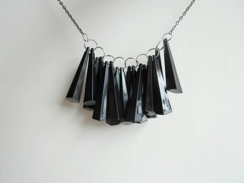 光圈流星雨 黑色 项链 - 宇宙 系列 - 项链 - 压克力 黑色