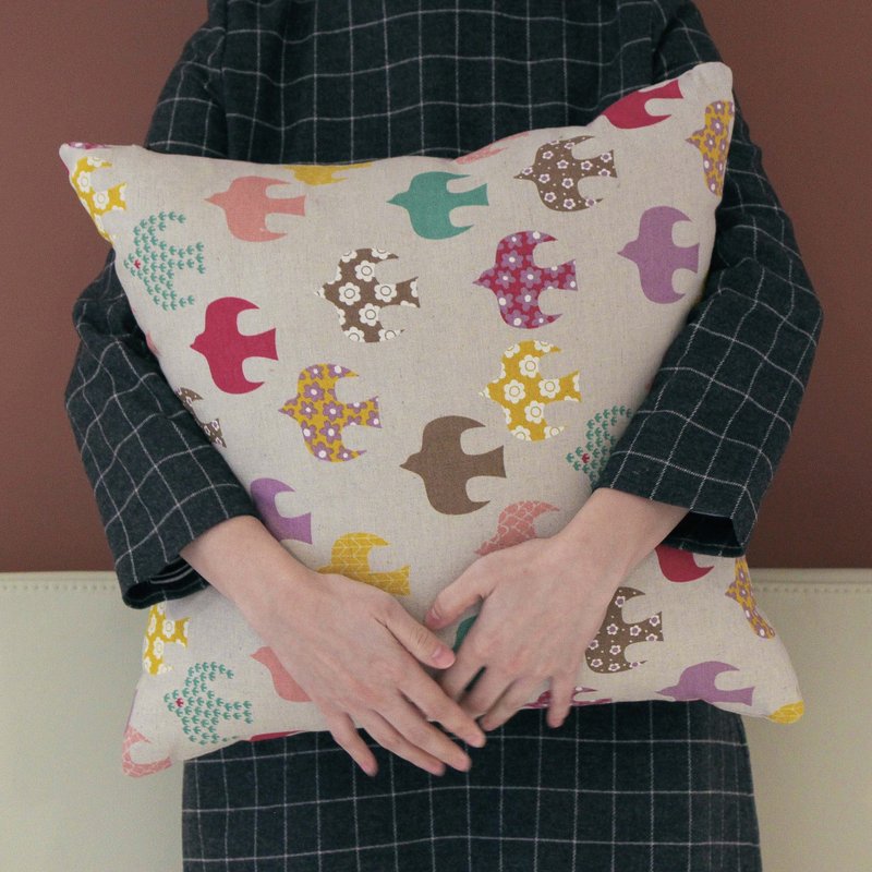 浓眉・茑几何・居家抱枕套 - 枕头/抱枕 - 棉．麻 白色