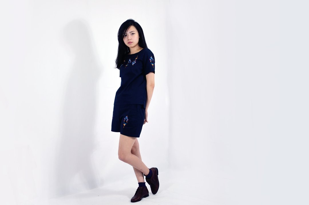 humming-绣花短衫-Embroidered Short Sleeve Top - 女装 T 恤 - 其他材质 黑色