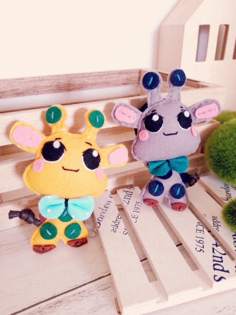 长颈鹿伸缩证件夹款~有身体~不织布 - 名片夹/名片盒 - 聚酯纤维 多色