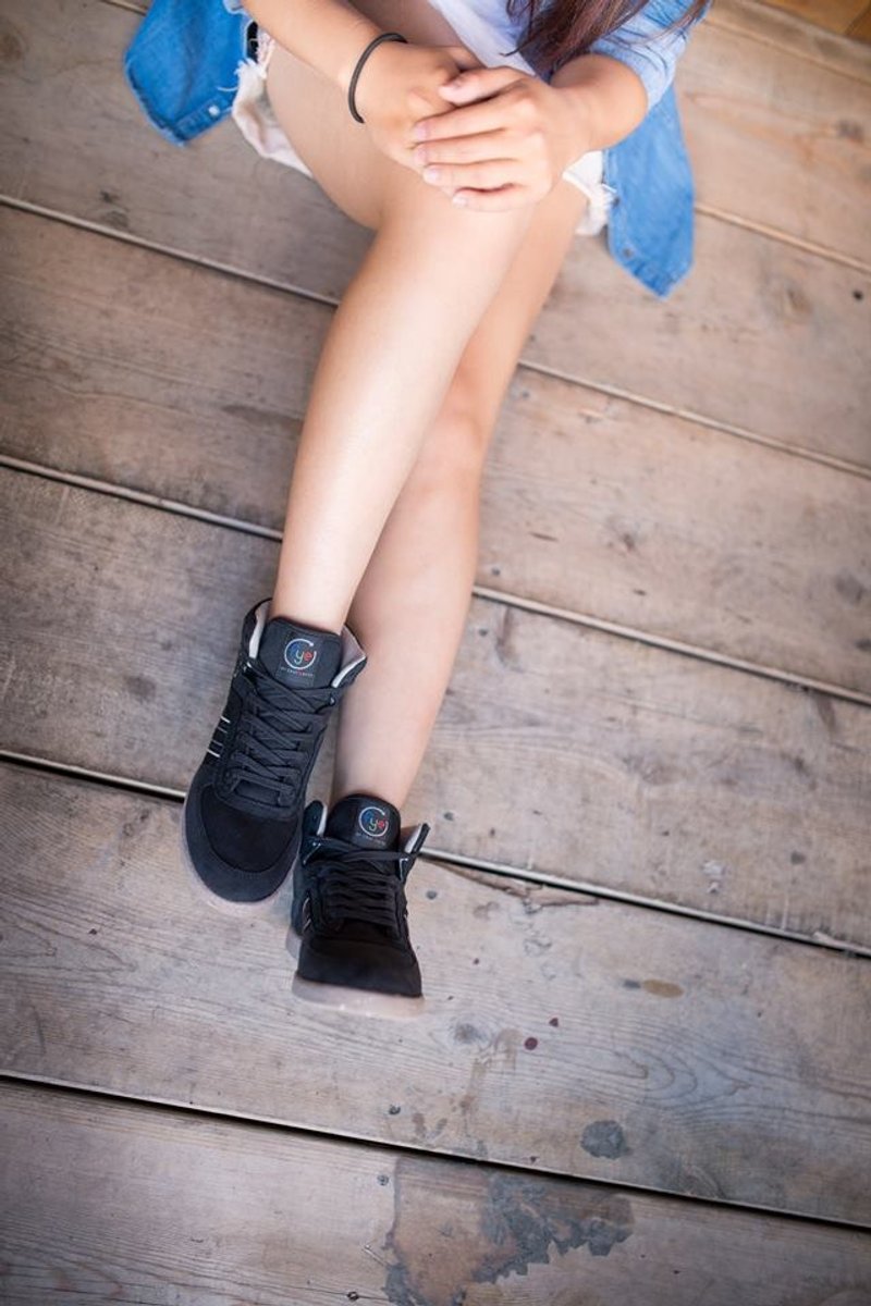 FYE法国环保鞋 骑士黑 中筒环保休闲鞋 男.女款 台湾宝特瓶纤维---运动·活力。 - 女款休闲鞋 - 其他材质 黑色