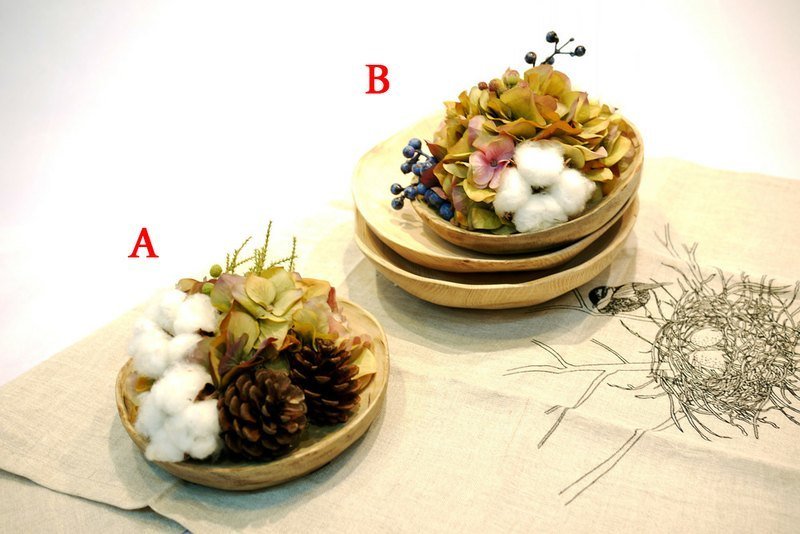 【人造花艺】桧木盘乡村风小品花饰(A-松果)  - 植栽/盆栽 - 其他材质 咖啡色