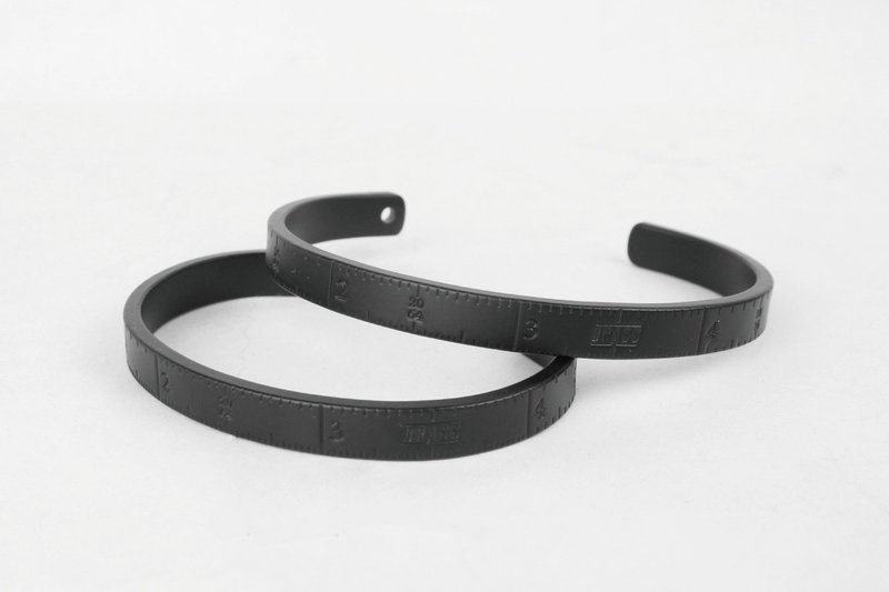 【METALIZE】" Ruler" Bracelet (Black) 铜制直尺手环 - 手链/手环 - 其他金属 