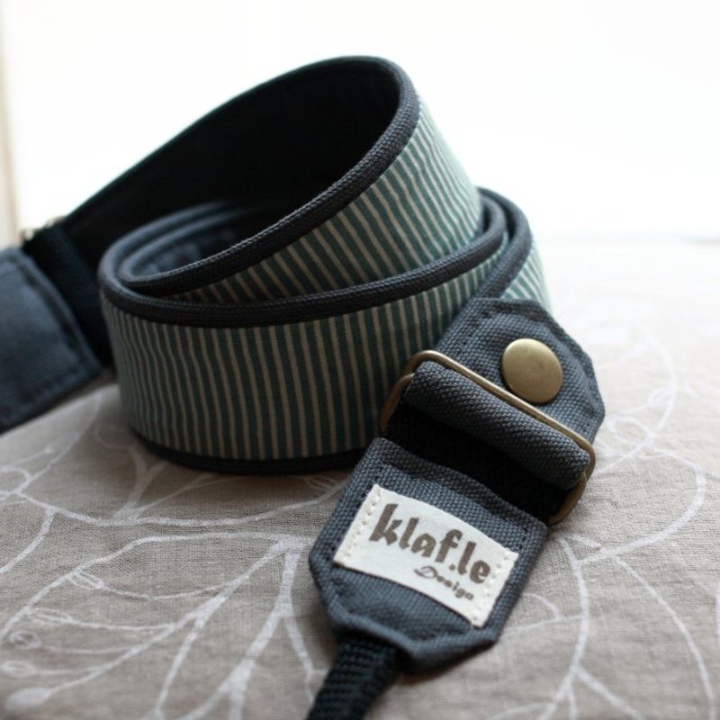 [珂蕾芙乐]可拆式手工订制相机带/彩色巴叩-灰色- 适用单眼/微单眼 - 相机 - 其他材质 