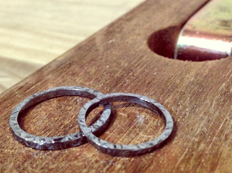 率真.染黑款【MR025】手工.手作.纯银戒.男戒.女戒.对戒 - 戒指 - 其他金属 灰色