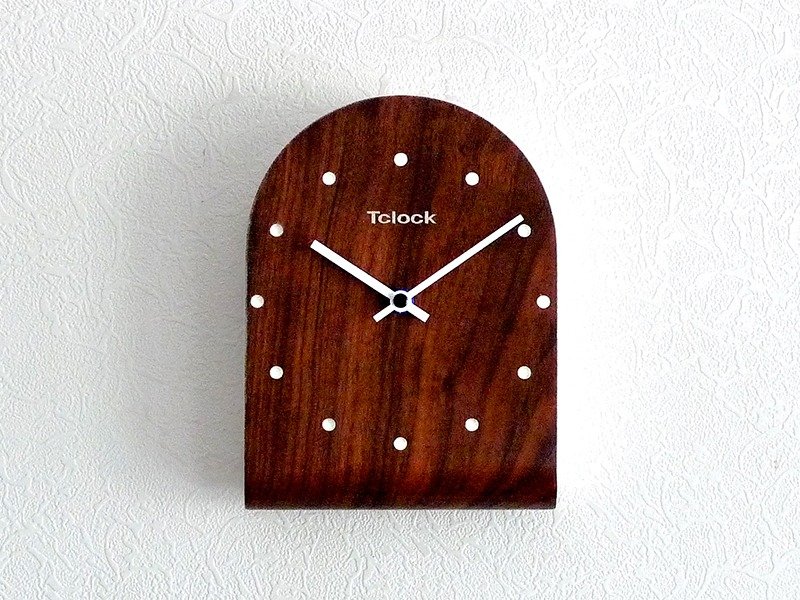 ‘想你 Miss U’原木挂钟 CUSTOM-MADE订制款系列 严选FAS顶级加拿大硬枫木 实木制做时钟 U型设计木制时计 - 时钟/闹钟 - 木头 绿色