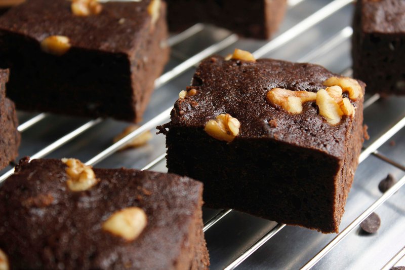 【Apie烘焙研究中心】手工核果巧克力布朗尼/6入 - 蛋糕/甜点 - 新鲜食材 黑色