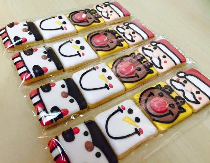 圣诞派对四片方形糖霜饼干 by anPastry - 手工饼干 - 新鲜食材 红色