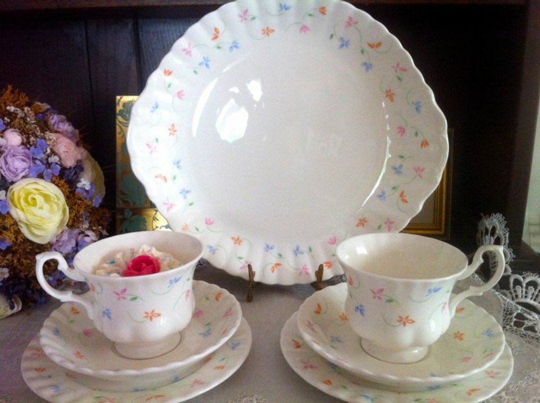 ♥安妮疯古物♥英国制骨瓷-皇家阿尔巴特Royal Albert 1987年花茶杯组二人份7件组 中秋送礼 - 厨房用具 - 其他材质 粉红色