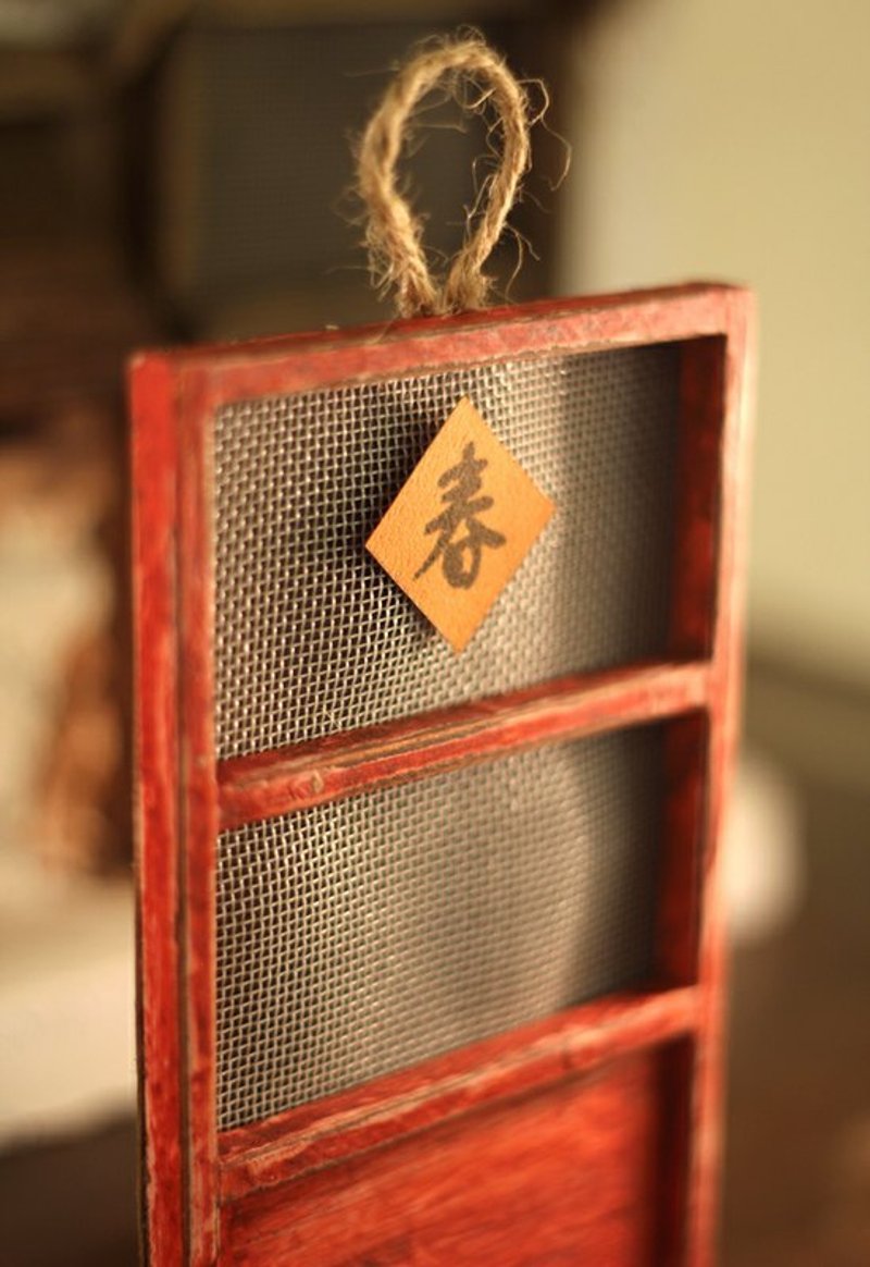 老木门纱窗挂饰/明信片 - 摆饰 - 木头 红色