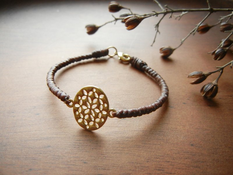 *coucoubird*篓空窗花手环 - 手链/手环 - 其他金属 金色