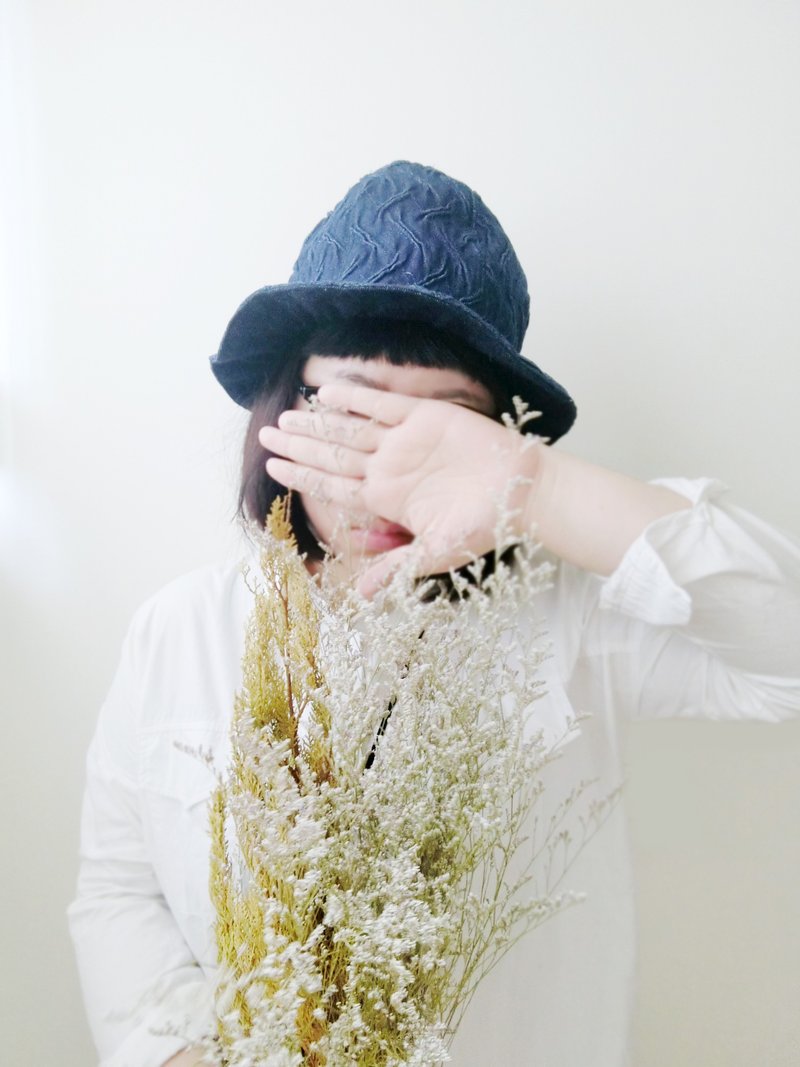 深蓝的海波浪 戴高帽 - 帽子 - 纸 蓝色