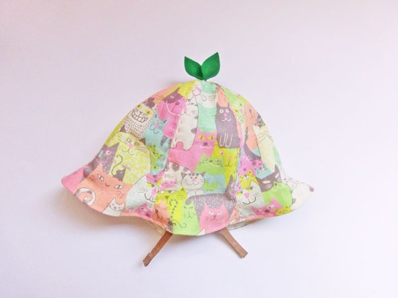 Grow Up! Leaf Hat / Cat! Cat! Cat! - 围嘴/口水巾 - 其他材质 多色