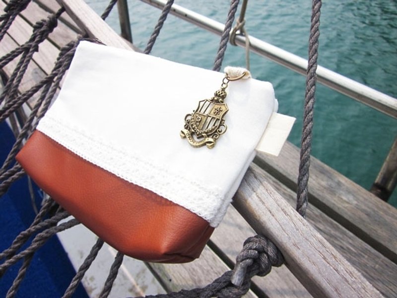 My Daydream Workshop文具复古蕾丝徽章田园拉链笔袋文具袋收纳包 - 铅笔盒/笔袋 - 其他材质 多色