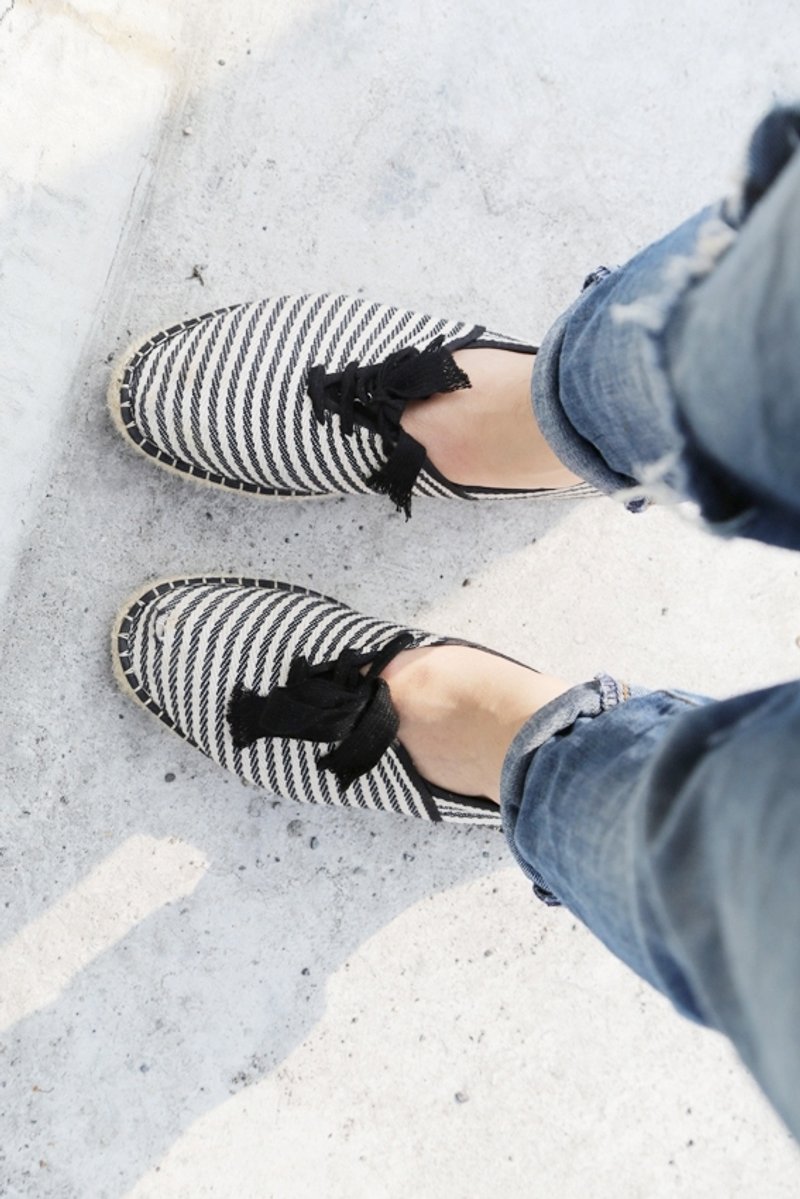 Espadrilles法国草编鞋毕卡索经典绑带款 - 女款休闲鞋 - 植物．花 白色