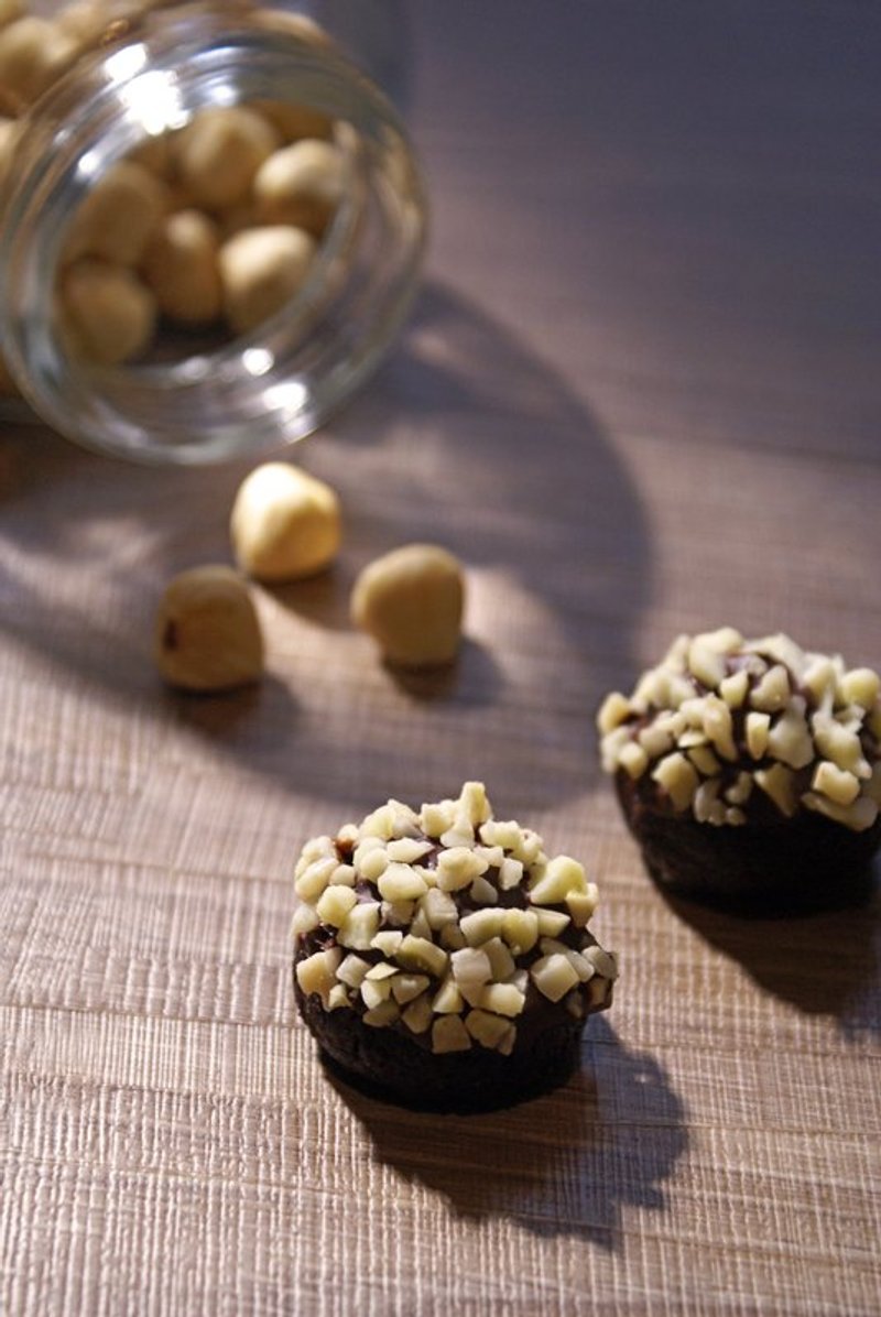 【Cheese&Chocolate.】MINI雪球-榛果(饼干) / 20颗 - 蛋糕/甜点 - 新鲜食材 咖啡色