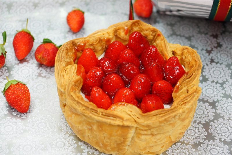 【御见】草莓雪融千层起士烧 - 咸派/甜派 - 新鲜食材 粉红色