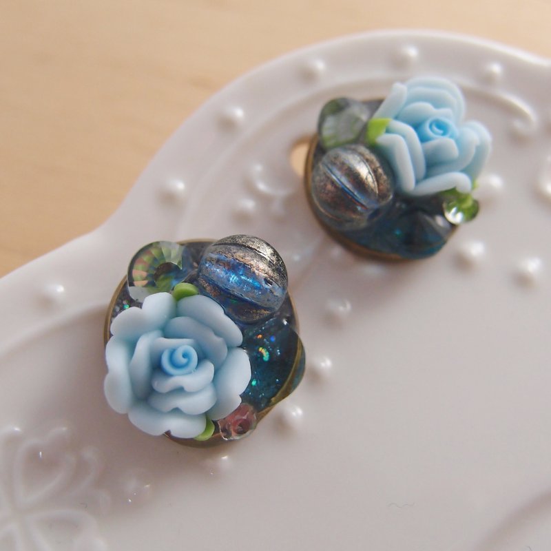 听见花之语。 玫瑰  / 针式 夹式 不锈钢 - 岁末惊喜 - 耳环/耳夹 - 其他材质 蓝色