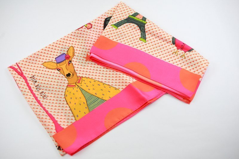 Asama设计师丝巾/ 粉象和朋友们 Pink Elephant - 丝巾 - 其他材质 多色